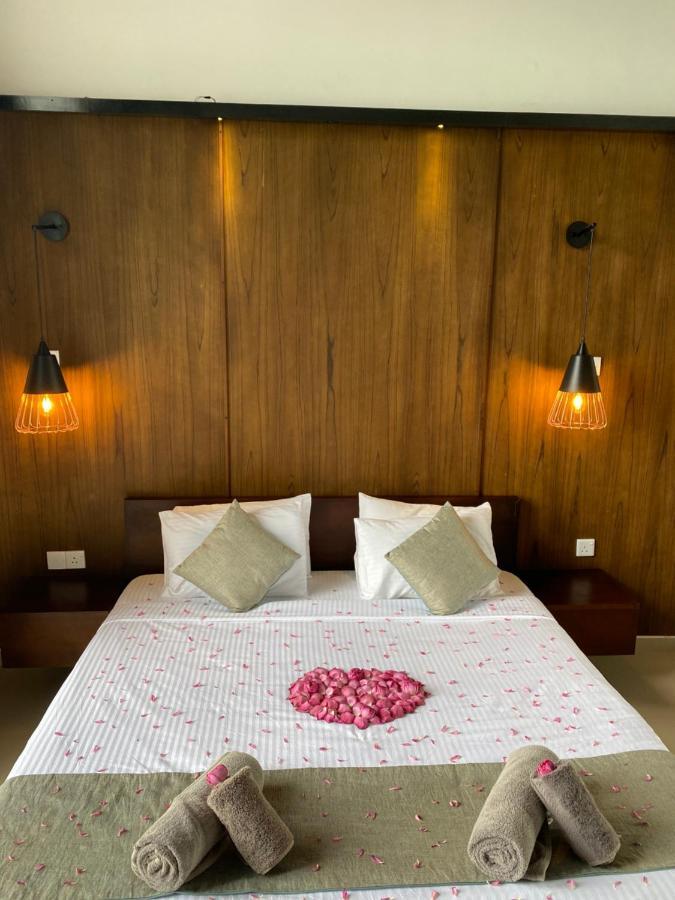 Subaseth Villa 아누라다푸라 외부 사진