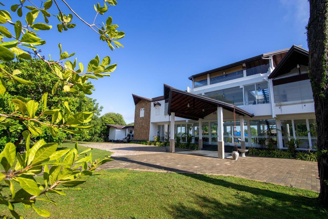 Subaseth Villa 아누라다푸라 외부 사진