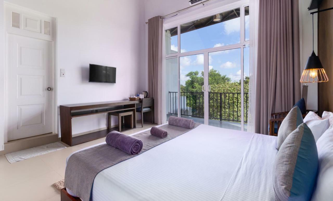 Subaseth Villa 아누라다푸라 외부 사진